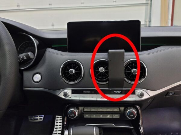 ProClip - Kia Stinger 2018-2023 Center mount - Afbeelding 1